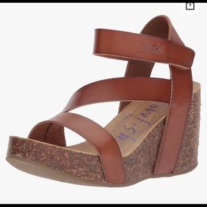 Blowfish Hapuku wedge sandals